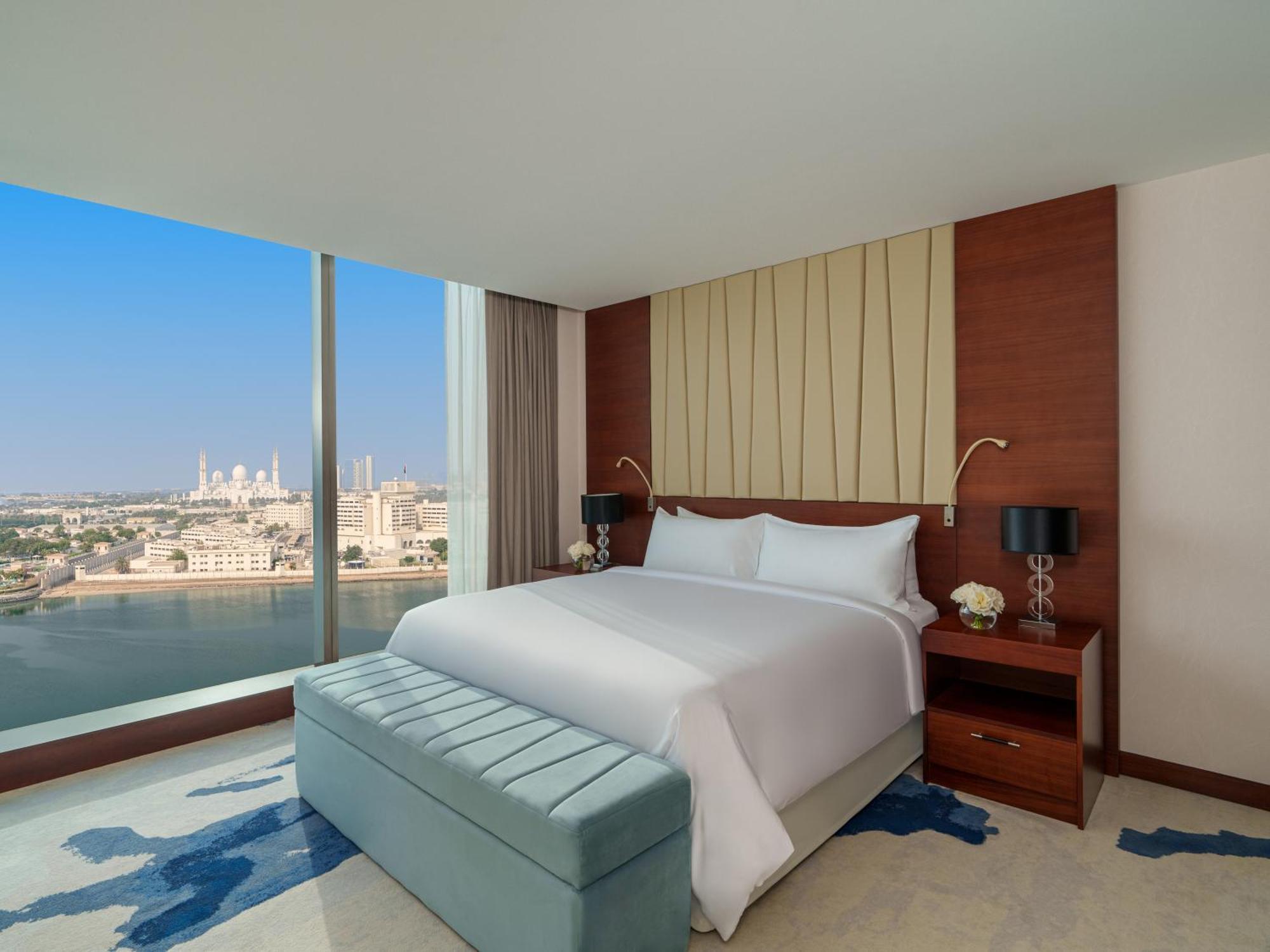 Fairmont Bab Al Bahr Resort 5*