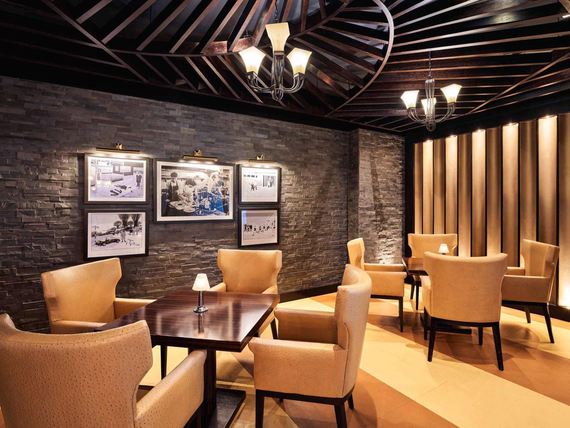 Fairmont Bab Al Bahr Resort 5*