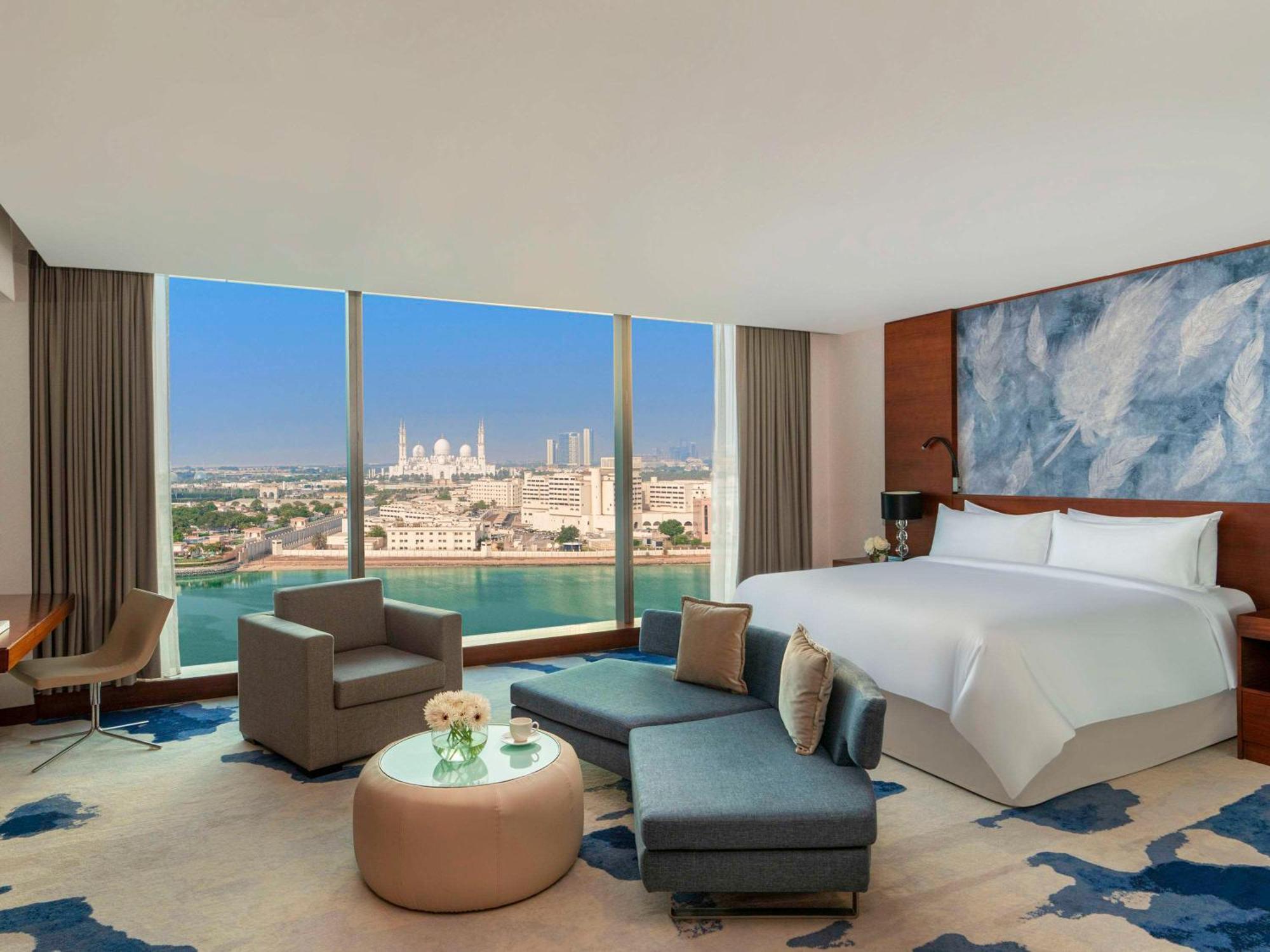 Fairmont Bab Al Bahr 5*